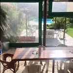 Дом отдыха Casa Girassol With A Beautiful Private Pool And Garden Синтра