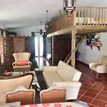 Дом отдыха Casa Girassol With A Beautiful Private Pool And Garden *