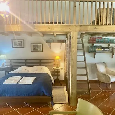 Casa Girassol With A Beautiful Private Pool And Garden Holiday home