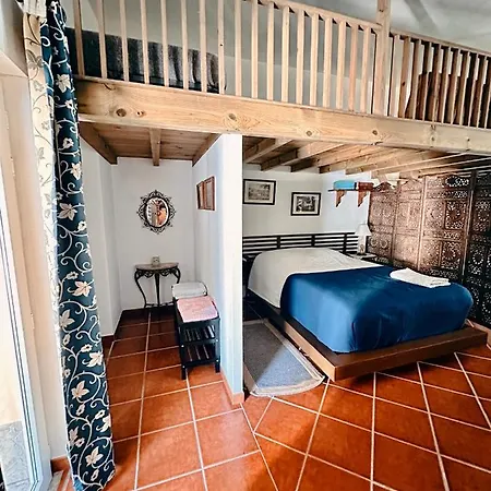 Casa Girassol With A Beautiful Private Pool And Garden Prázdninový dům