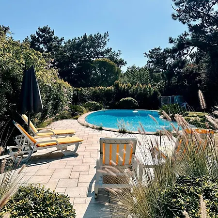 Casa Girassol With A Beautiful Private Pool And Garden