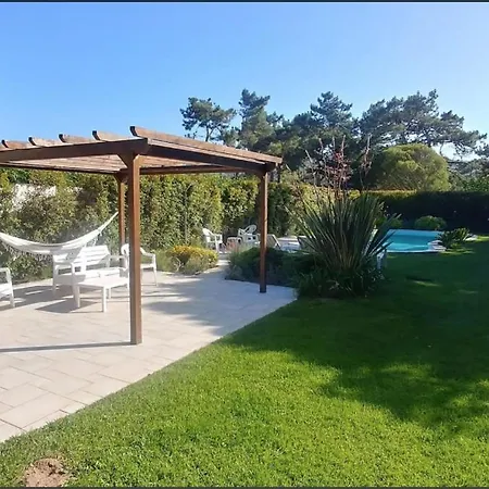 Holiday home Casa Girassol With A Beautiful Private Pool And Garden